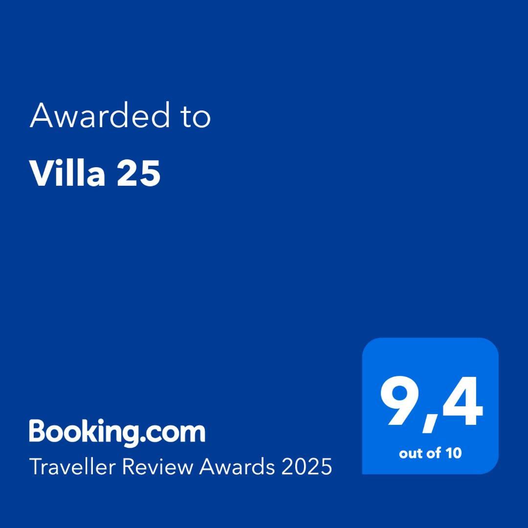 Villa 25 Cabra Εξωτερικό φωτογραφία